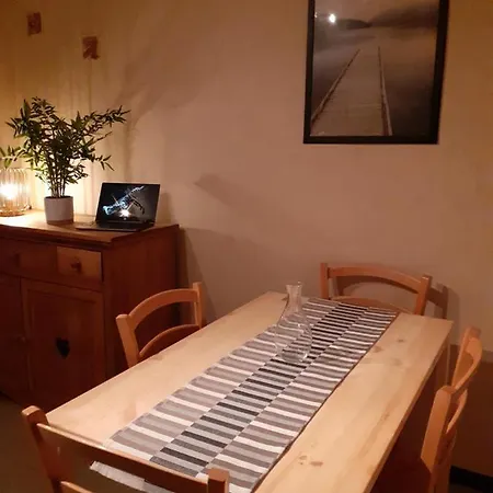 Appartement Front De Neige Wifi Résidence Le Tyrol 4 Personnes